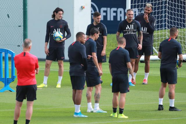 格林26+11火箭力克骑士5连胜 鹈鹕大胜开拓者